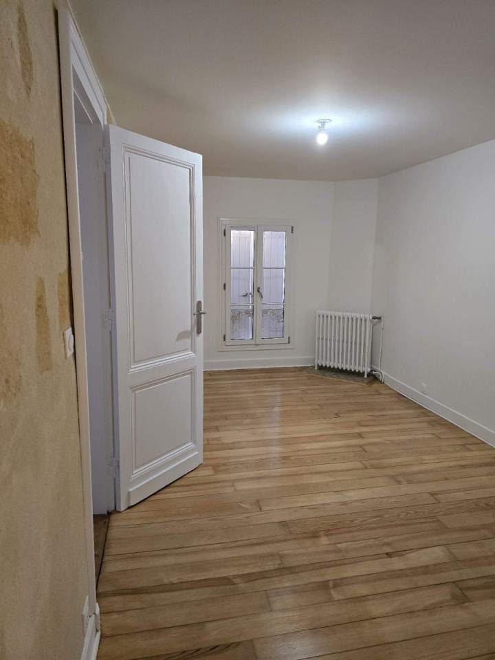 Revêtement sol et peinture intérieure rénovés Cadaujac